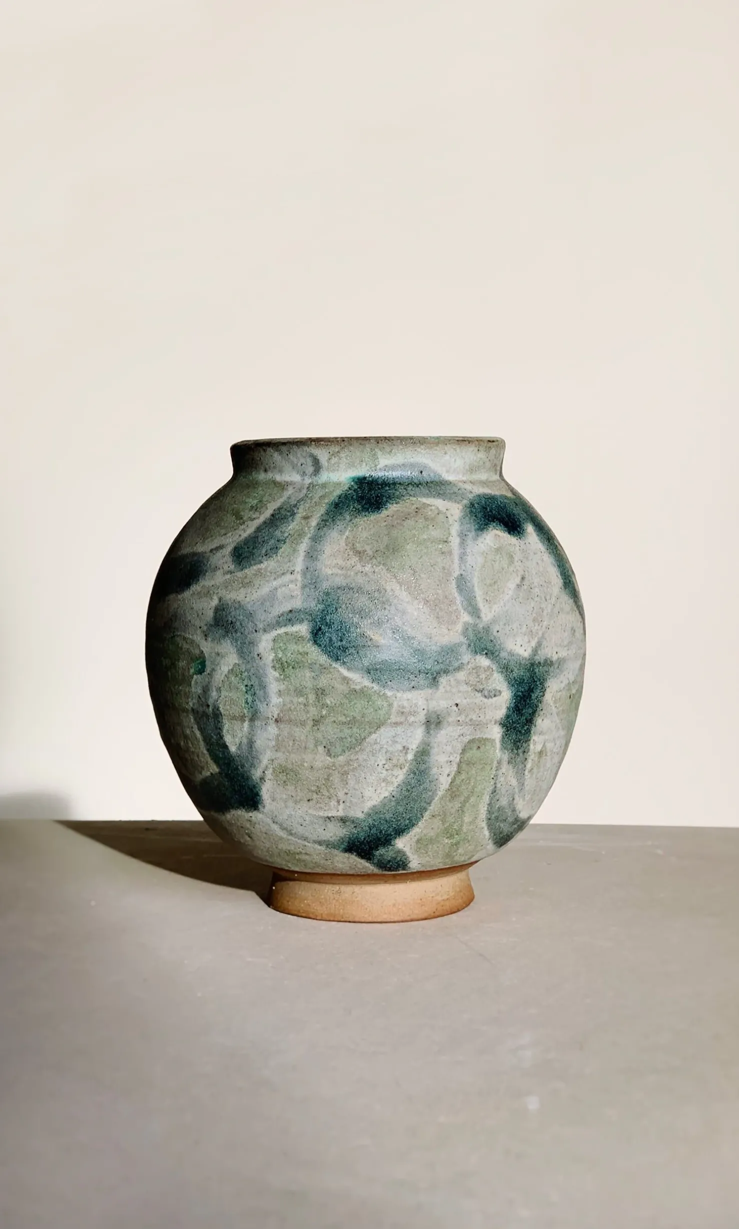 Blue Chain Moon Vase