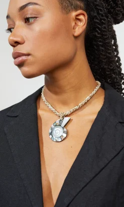 Covy Shell Necklace