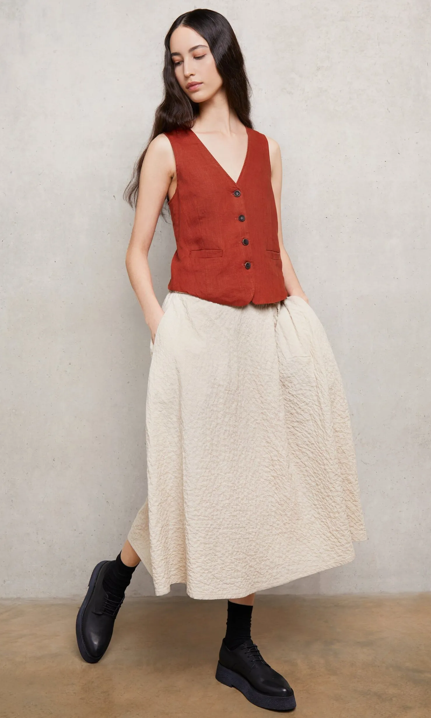 Frida Waistcoat - Tomato Red