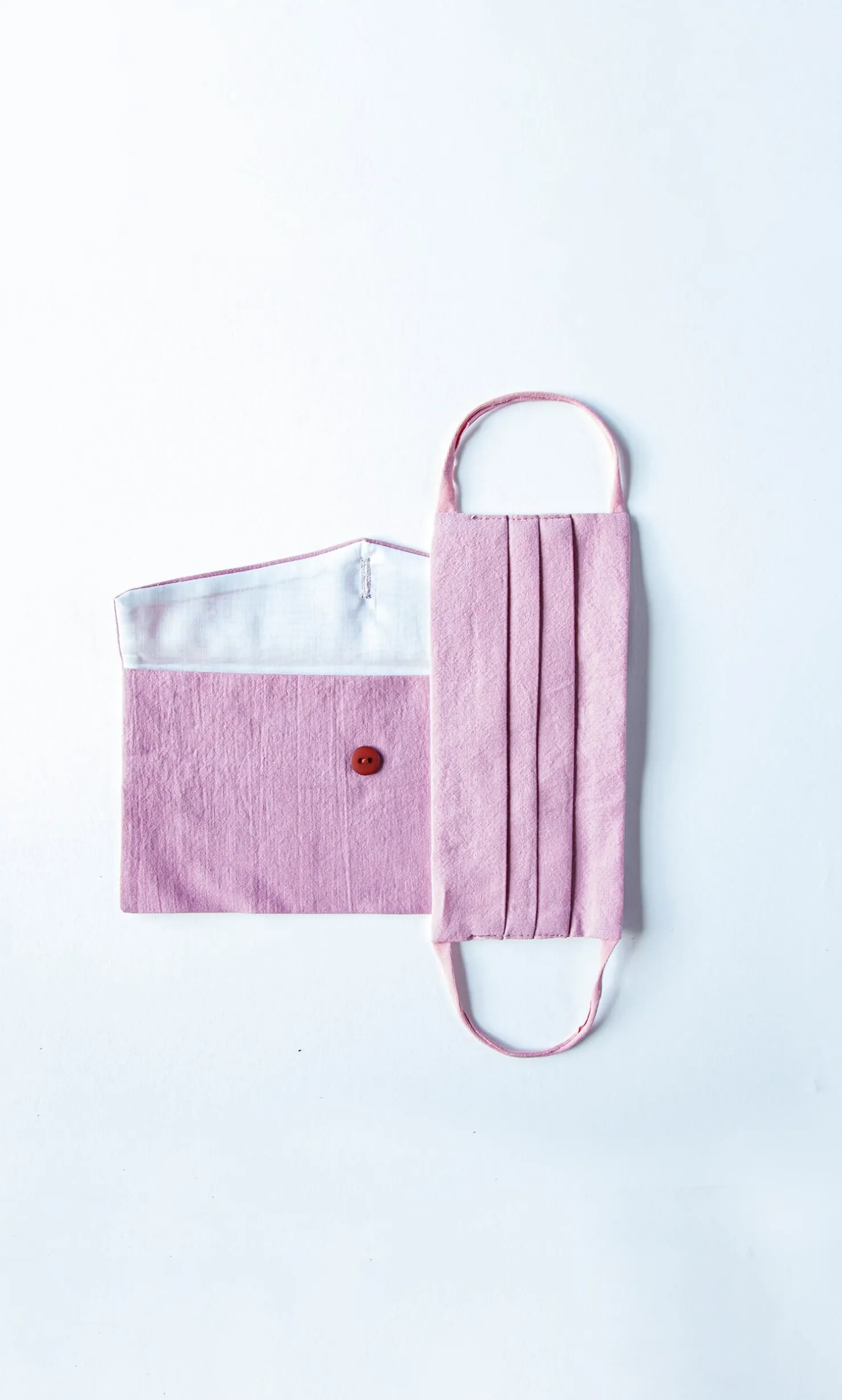 Pleated Face Mask & Pouch - Rose