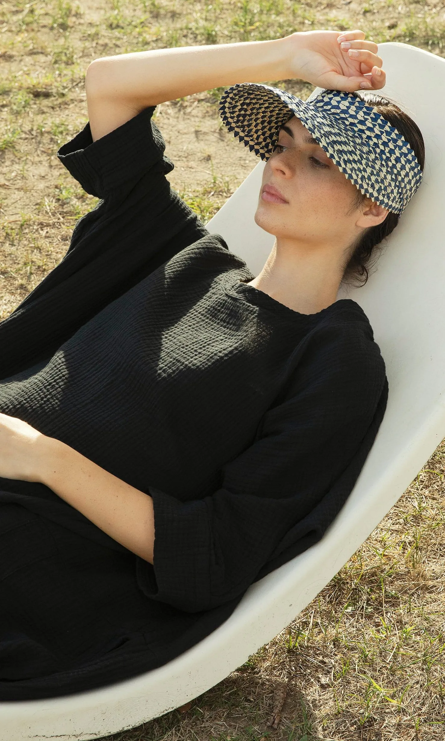 Raffia Sun Visor - Navy