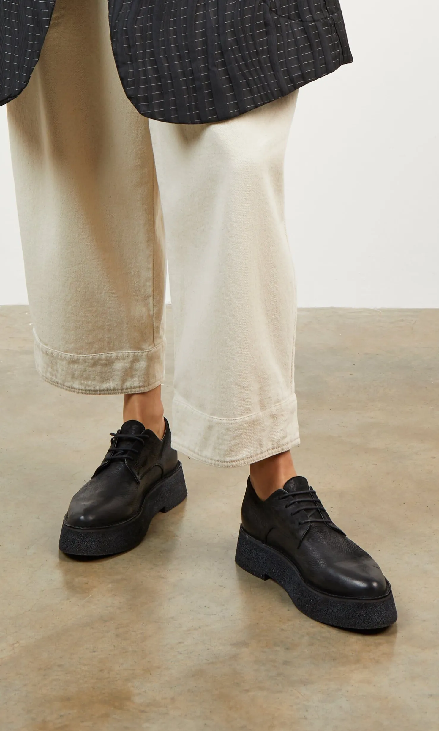 Rosso Shoes - Black