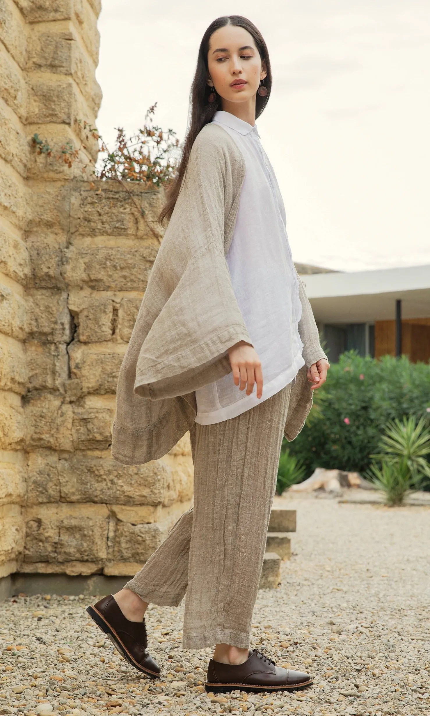 Tinos Linen Shrug